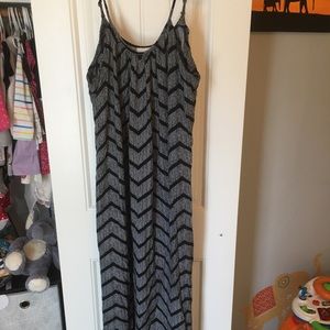 Merona Black & White Dress ‼️PRICE DROP‼️